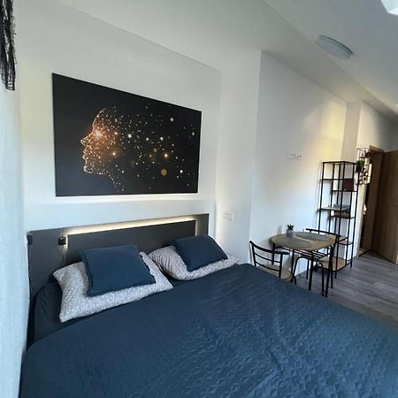 Hobiti Apartman - Frodo แชร์นาฟ โปชูมาวี ภายนอก รูปภาพ