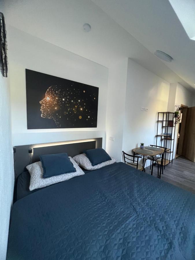 Hobiti Apartman - Frodo แชร์นาฟ โปชูมาวี ภายนอก รูปภาพ